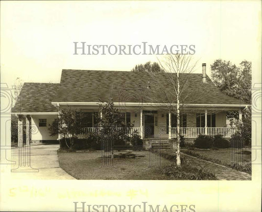 1988 Press Photo House on