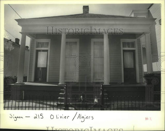 1989 Press Photo Housing - Residence at 215 Olivier in Algiers - Historic Images