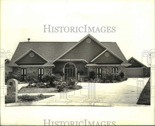 1988 Press Photo Real estate photo of