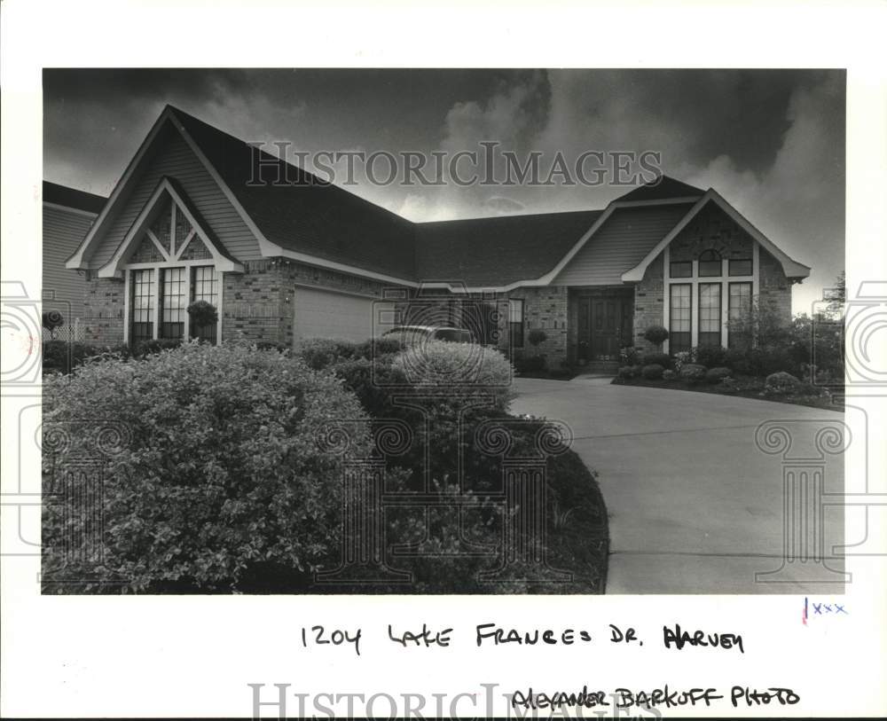 1987 Press Photo Real estate photo of 1204 Lake Frances Drive in Harvey - Historic Images