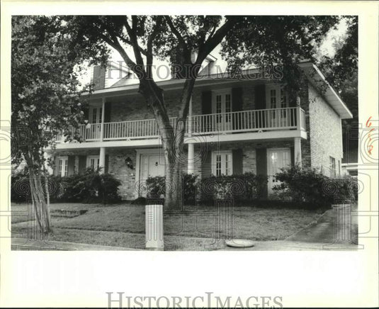 1988 Press Photo Residence at 3911 South Post Oak Avenue, Algiers, Lousiana - Historic Images