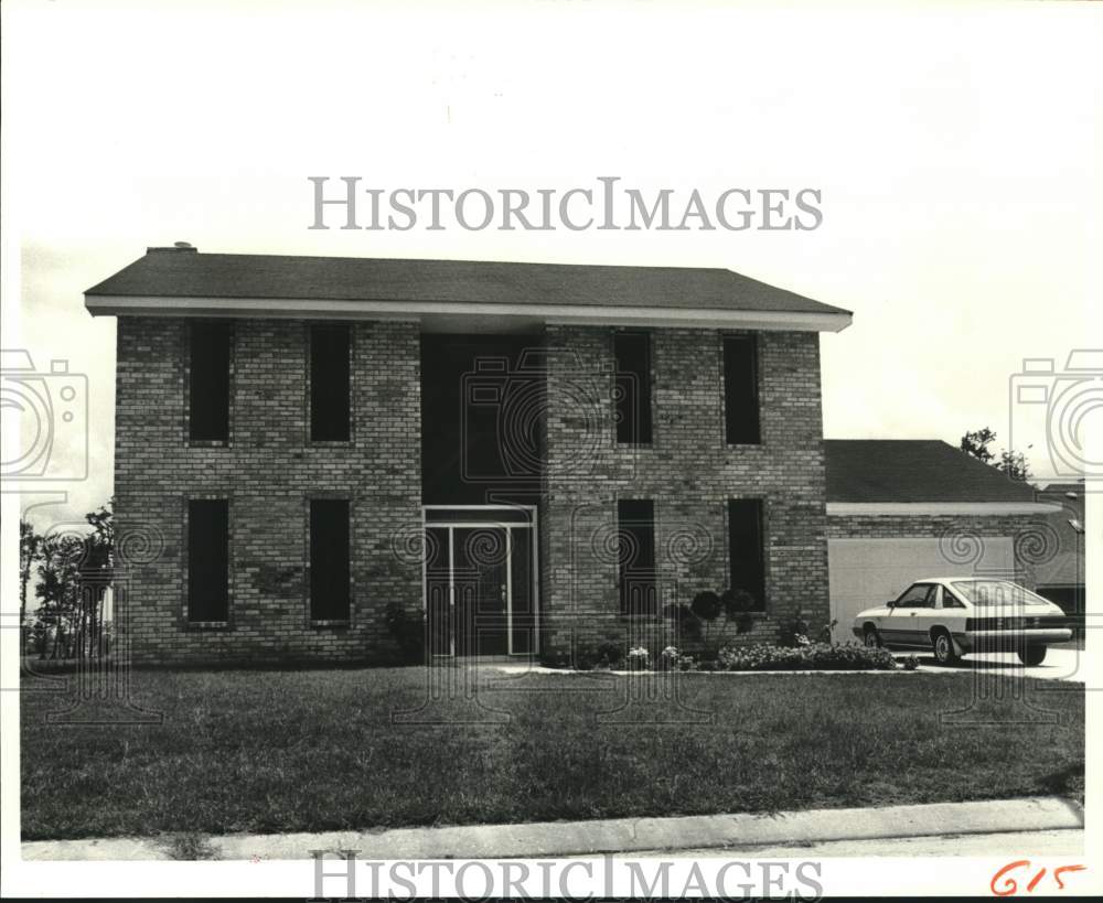 1988 Press Photo Sold Property at 1314 Lake Frances Drive, Harvey, Louisiana - Historic Images