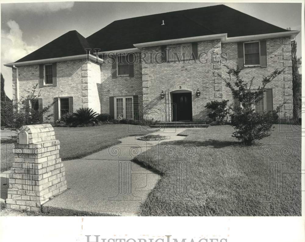 1987 Press Photo Home at 3 Chateau Trianon, Kenner, Louisiana - Historic Images