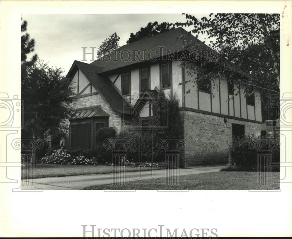 1988 Press Photo Stately Home at 4531 Lennox Boulevard, Algiers, Louisiana - Historic Images