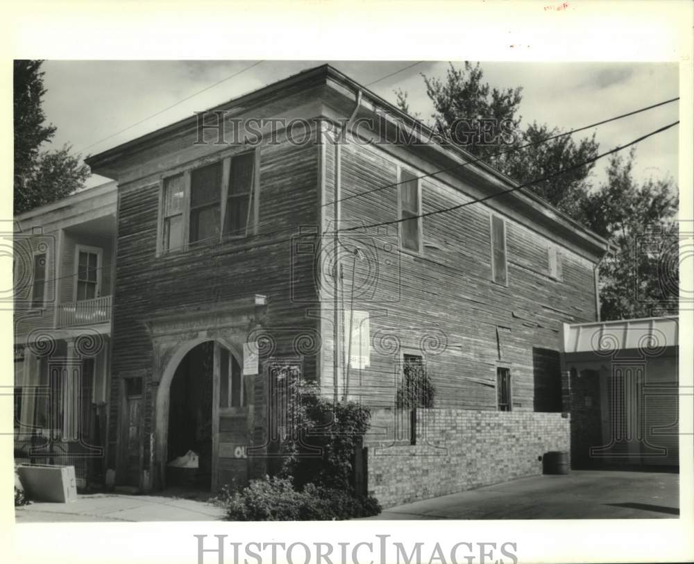 1988 Press Photo Property at 1629 Saint Mary Street, New Orleans, Louisiana - Historic Images