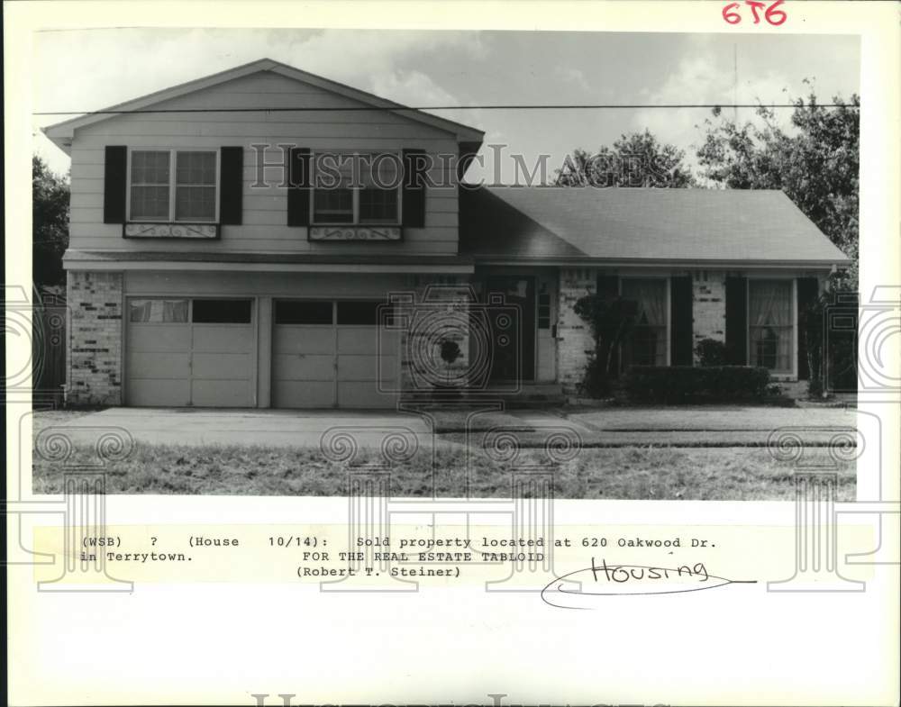 1988 Press Photo Home at 620 Oakwood Drive, Terrytown, Louisiana - nob38227 - Historic Images