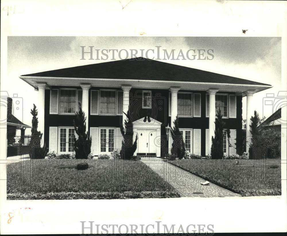 1980 Press Photo Dr. &amp; Mrs. Michael B. Klymlo sold property in New Orleans - Historic Images