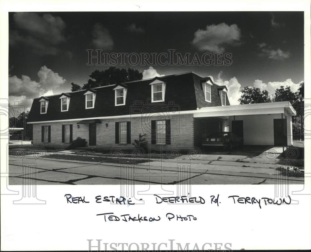 1986 Press Photo Real Estate- Deerfield Road Terrytown - Historic Images