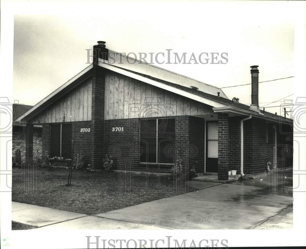 1988 Press Photo Housing - House located at 3701 Juno in Chalmette, Louisiana - Historic Images