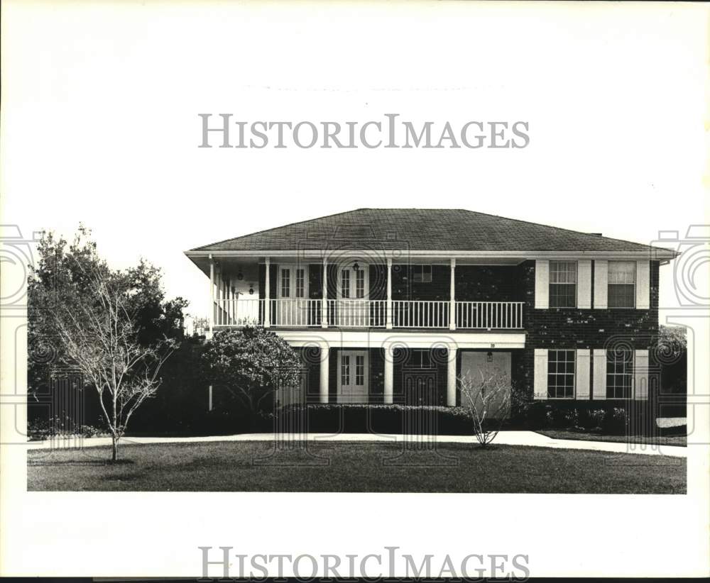 1988 Press Photo Housing - House at #30 Chateau Palmer Drive in Kenner - Historic Images