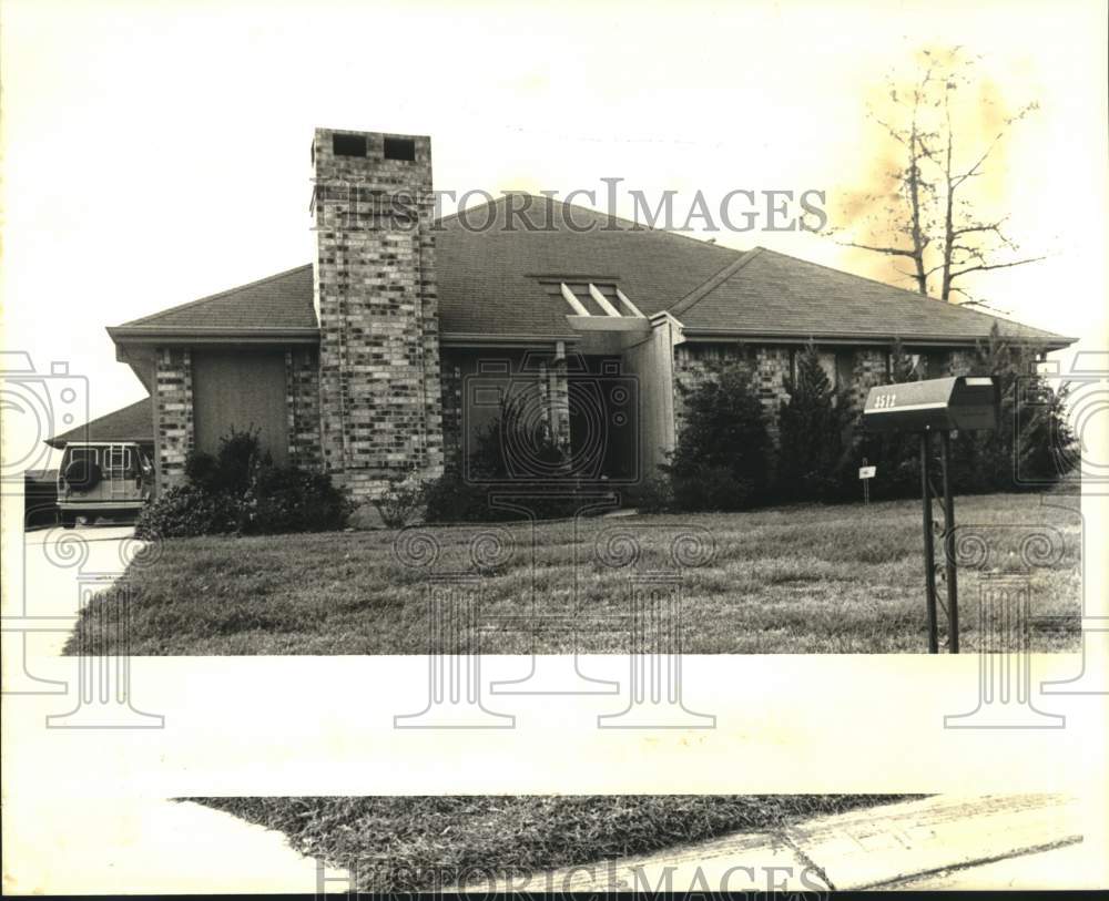 1987 Press Photo Housing - House located at 3512 Lake Arrowhead Drive in Harvey - Historic Images