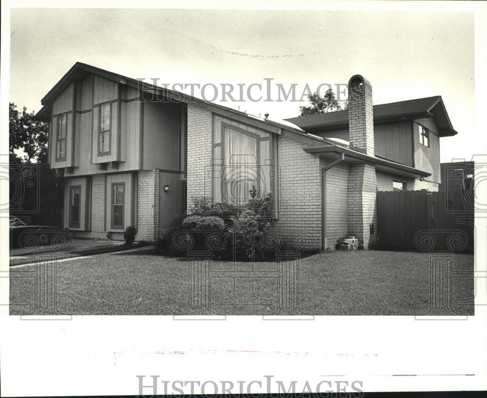 1987 Press Photo Housing - House located at 7230 Briarheath Drive - nob38299 - Historic Images