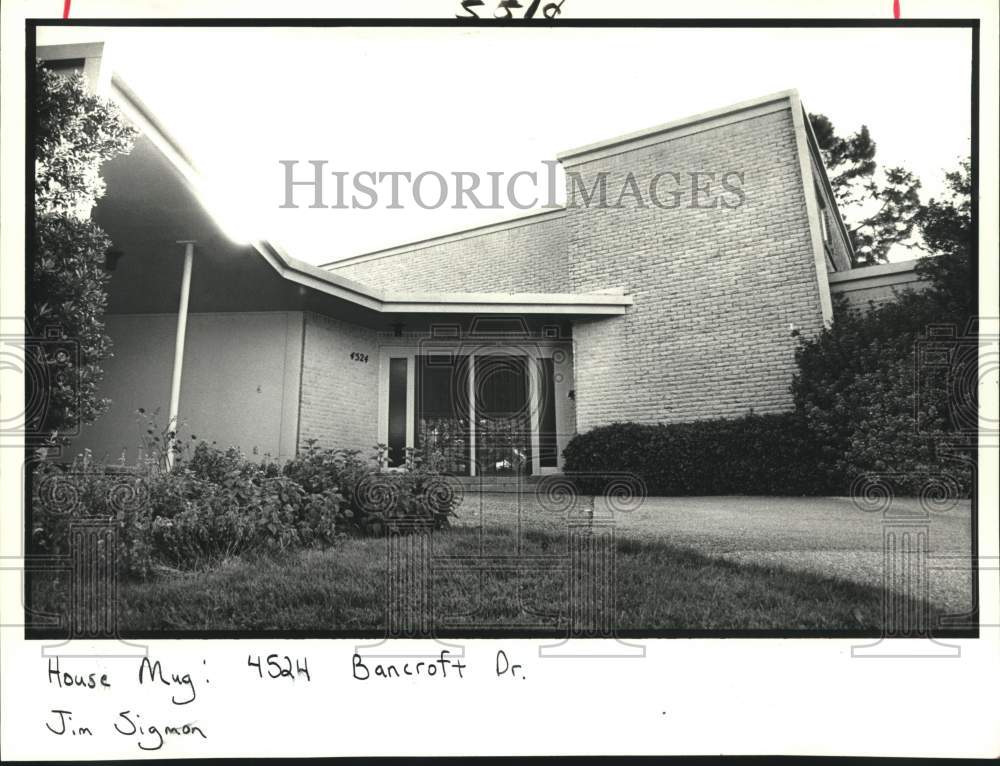 1987 Press Photo Housing - House Mug - 4524 Bancroft Drive - Historic Images