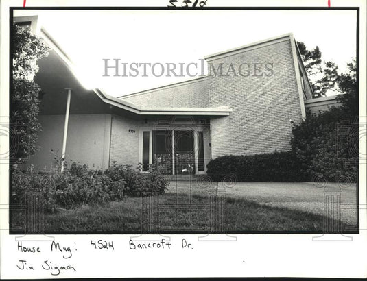 1987 Press Photo Housing - House Mug - 4524 Bancroft Drive - Historic Images