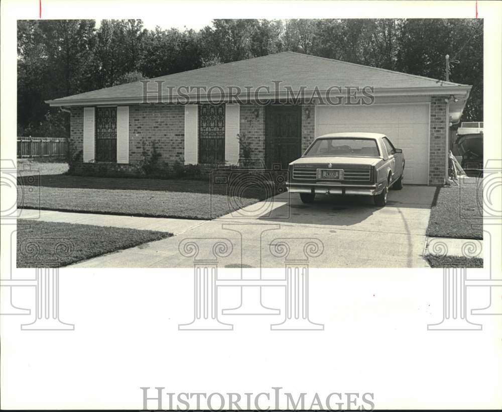 1988 Press Photo Housing - House located at 2101 Allo Mumphrey Drive in Violet - Historic Images