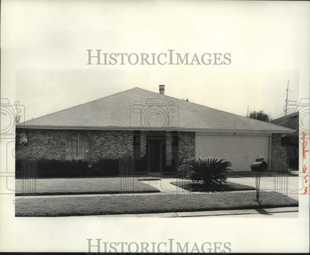 1988 Press Photo Housing - House located at #6 Rhine Drive in Kenner - Historic Images