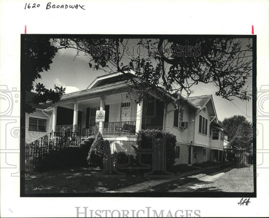 1987 Press Photo Housing - House located at 1620 Broadway - nob38400 - Historic Images