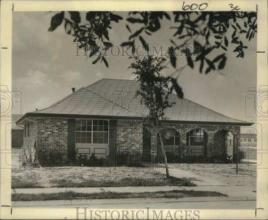 1965 Home to be shown in Carrollwood's grand opening - Historic Images
