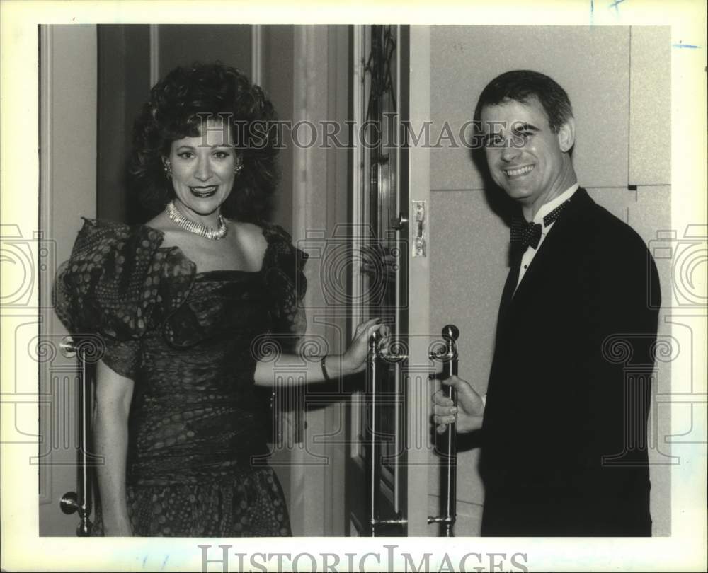 1991 Press Photo John Hrncir with Betty Hrncir at Opus for Symphony - nob38508 - Historic Images