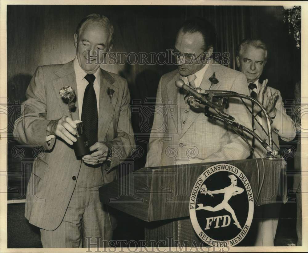 1977 Happy Warrior Hubert H. Humphrey receives Golden Rose Award - Historic Images