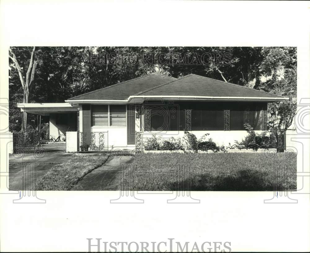 1988 Press Photo New Orleans Housing - House at 306 Dorrington Blvd, Metairie - Historic Images