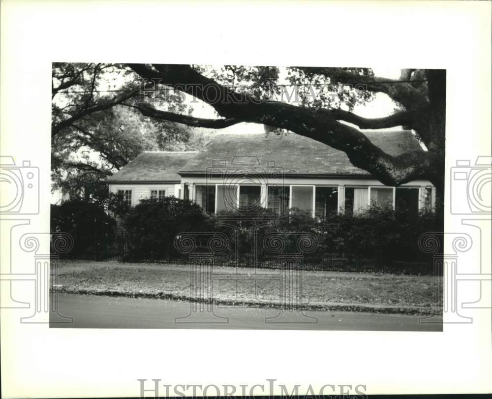 1988 Housing - Sold property at 1544 Henry Clay Avenue - Historic Images