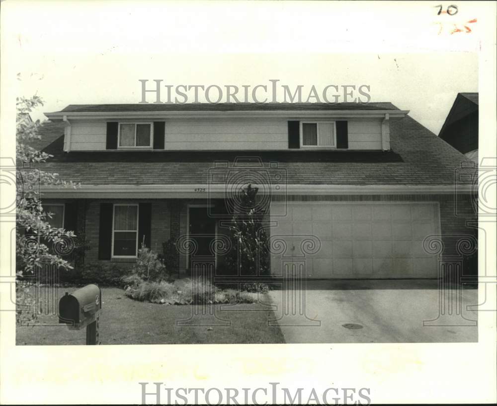 1982 Housing - Residence at 4525 Marseilles Place in East Jefferson - Historic Images