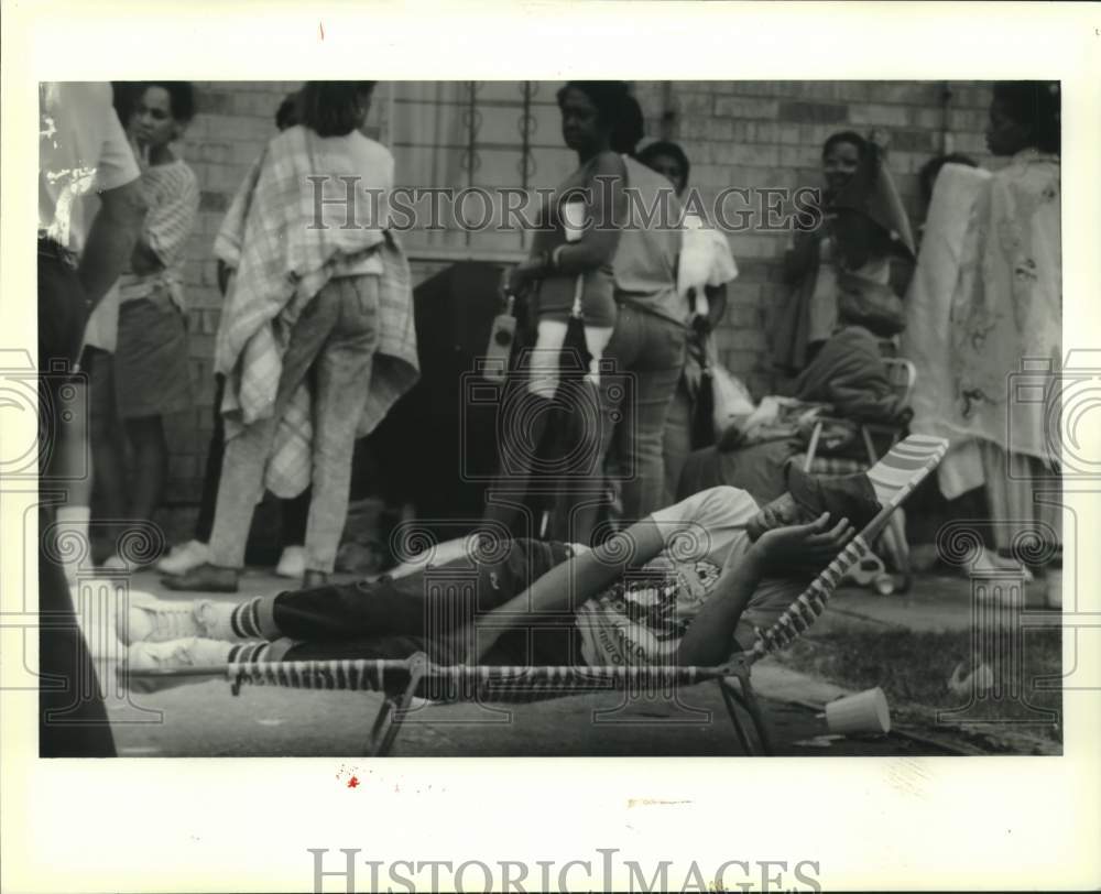 1989 New Orleans-People line up to apply for low cost housing-HANO - Historic Images