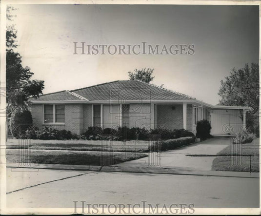 1962 Housing - House at 1345 Crescent in Oak Park sold to J.C. Wilke - Historic Images