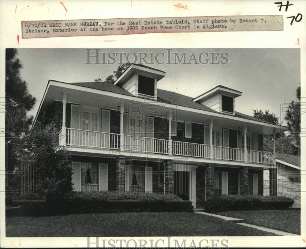 1981 Exterior of home at 3900 Peach Tree Court in Algiers - Historic Images