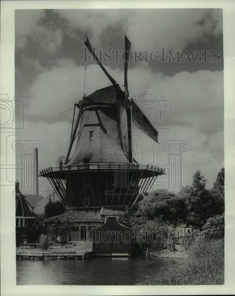 Press Photo &quot;Death&quot; (de Dood), windmill in Zaandam, Holland - nob38955 - Historic Images