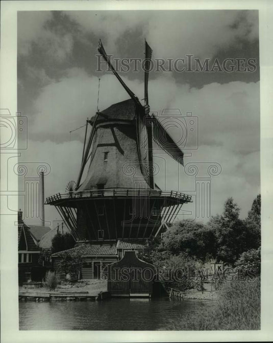 Press Photo "Death" (de Dood), windmill in Zaandam, Holland - nob38955 - Historic Images