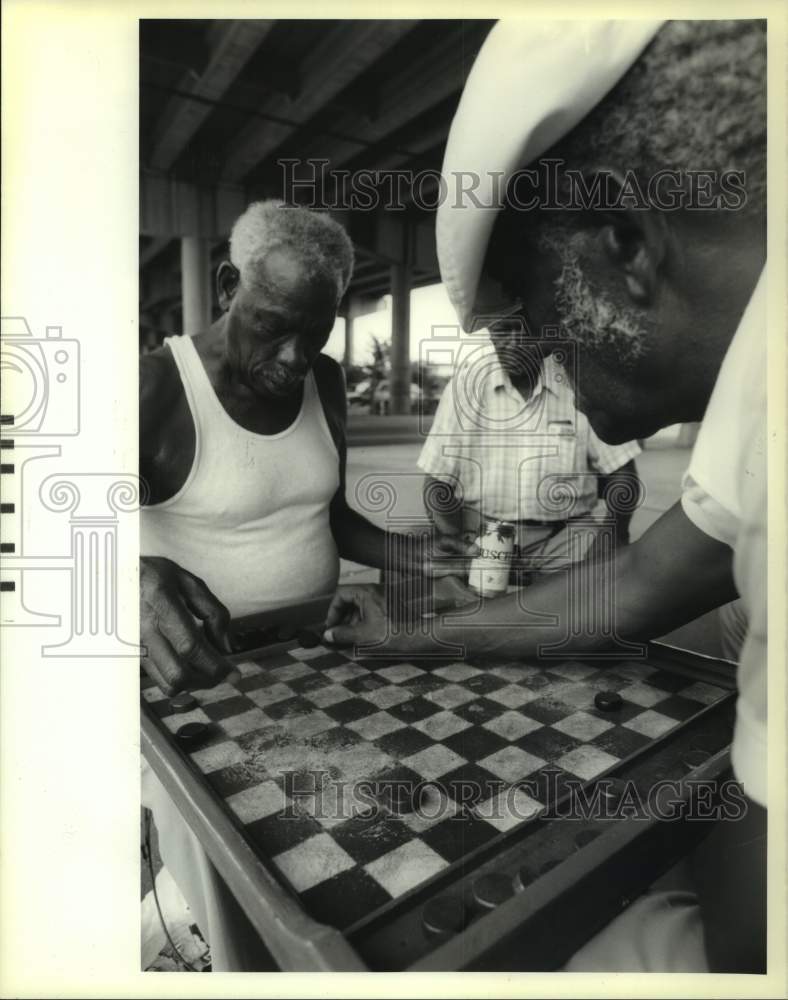 1989 Press Photo Richard Williams &amp; Othea Bryant- Hunters&#39; Square Checkers Club - Historic Images