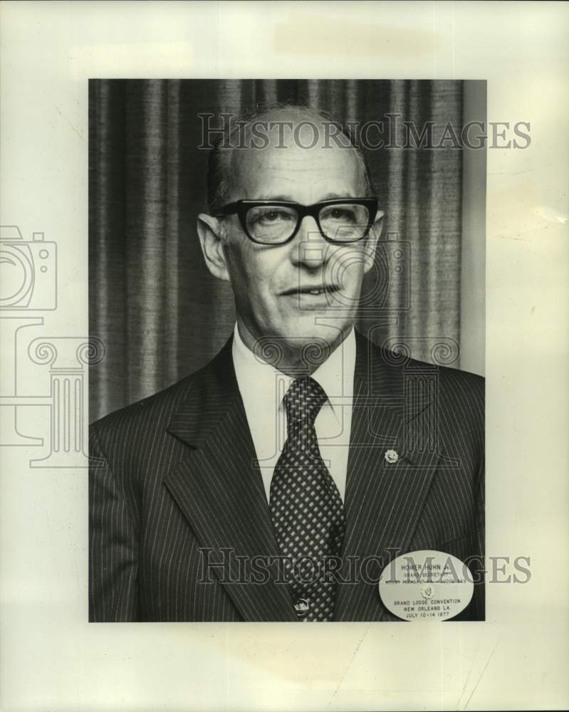 1977 Homer Huhn Jr. Grand Exalted Ruler at Grand Lodge Convention. - Historic Images