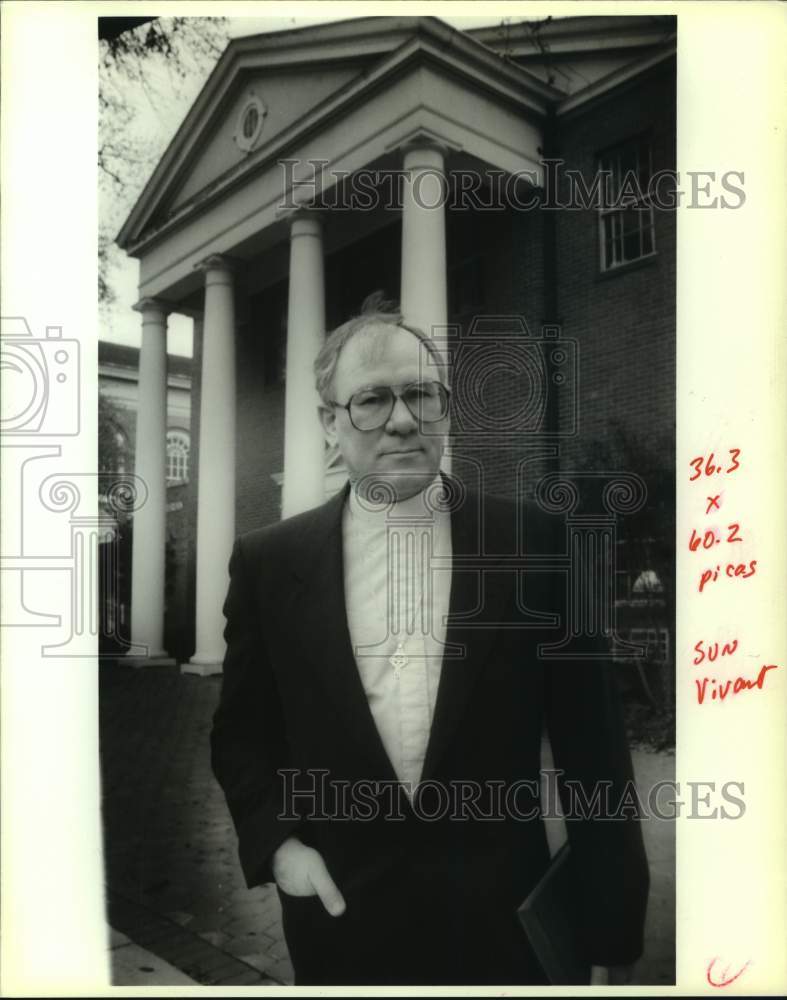 1991 Press Photo The Reverand Jonathan Hole Hole, pastor of Covenant Presbyteria - Historic Images