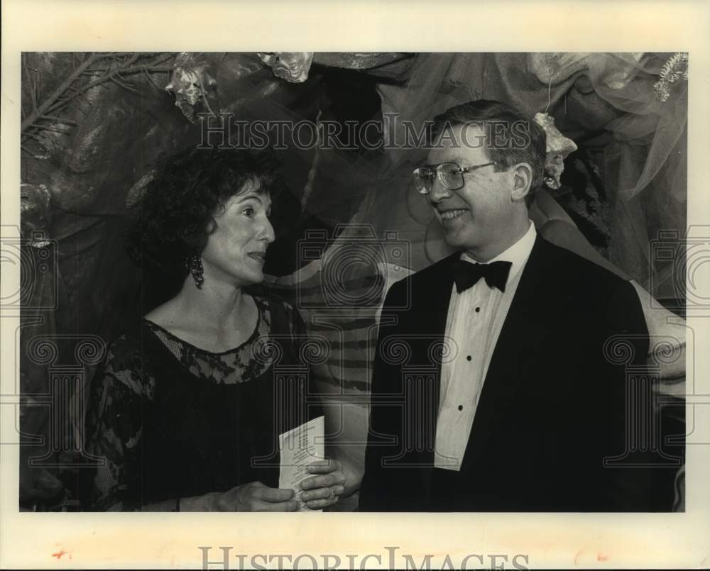 1991 Ellie Fowler and David Hunt attend Zoo To Do event - Historic Images