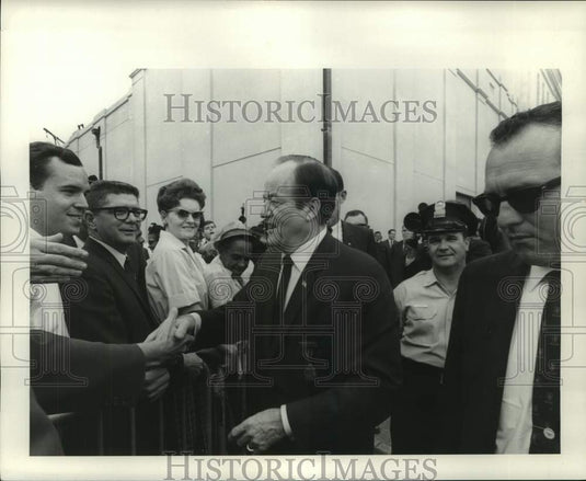 1968 Vice President Hubert Humphrey greeted by crowd - Historic Images