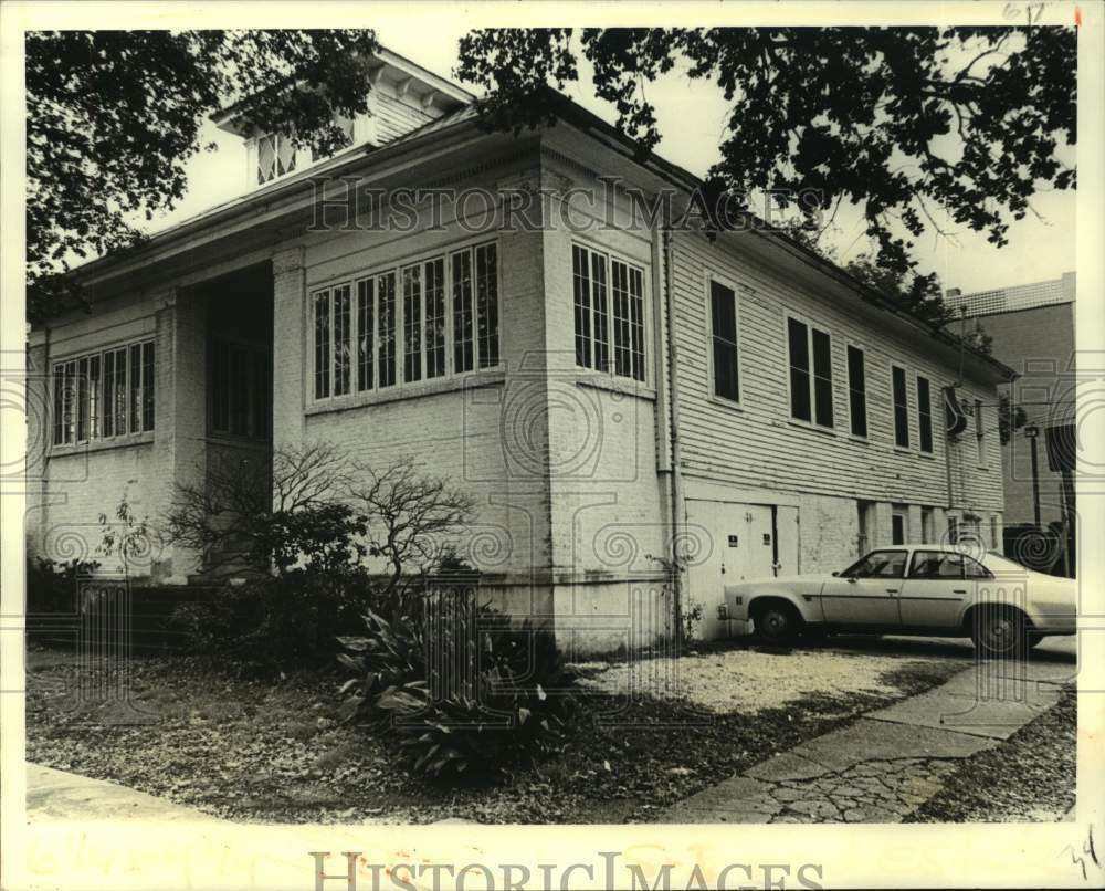 1980 House located at the corner of Napoleon and Magnolia - Historic Images