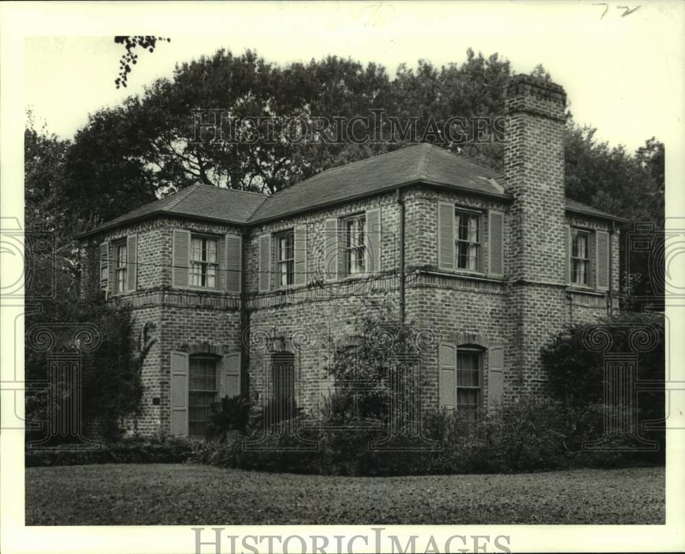 1978 Handsome Brick Residence at 1625 Mirabeau Avenue, New Orleans - Historic Images