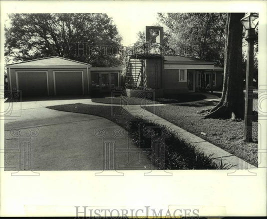 1988 Press Photo Housing - 111 Colonial Club Drive in Harahan - nob39843 - Historic Images
