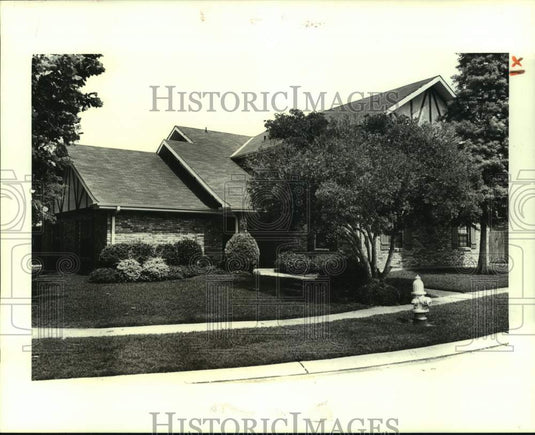 1988 Housing - House located at