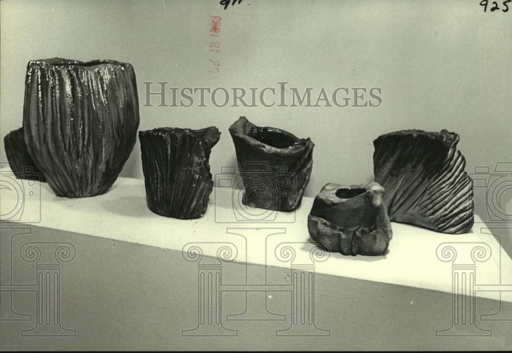 1981 Raku ceramic vessels by John Hodge at Galerie DeVille - Historic Images