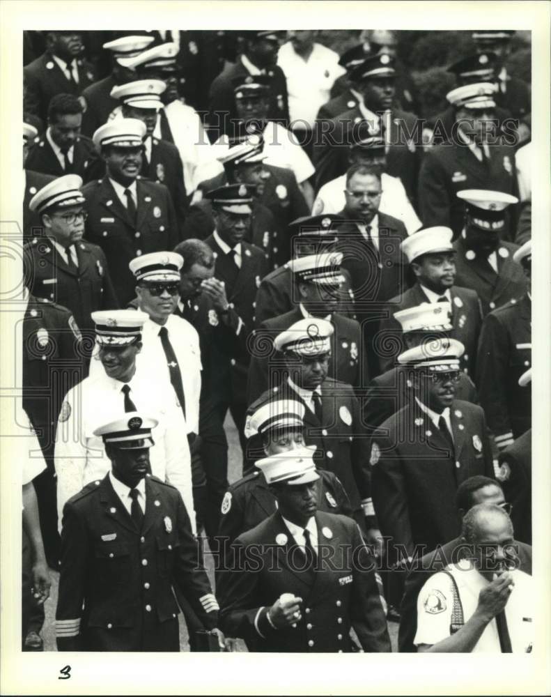 1994 Press Photo International Assn. Black Professional Fire Fighters marching - Historic Images