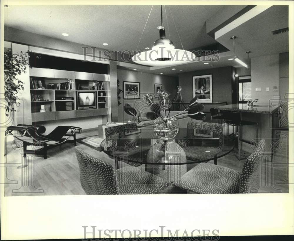 1986 Press Photo Marina Residence, interior decorated by Ernest E. Verges - Historic Images