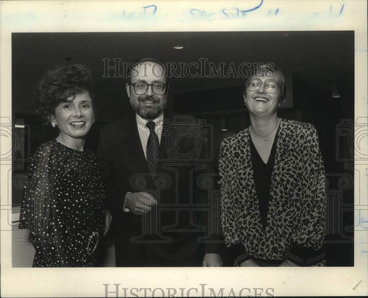 1991 Press Photo Dr. Fred Husseri and others off Hispanic Medical Society - Historic Images