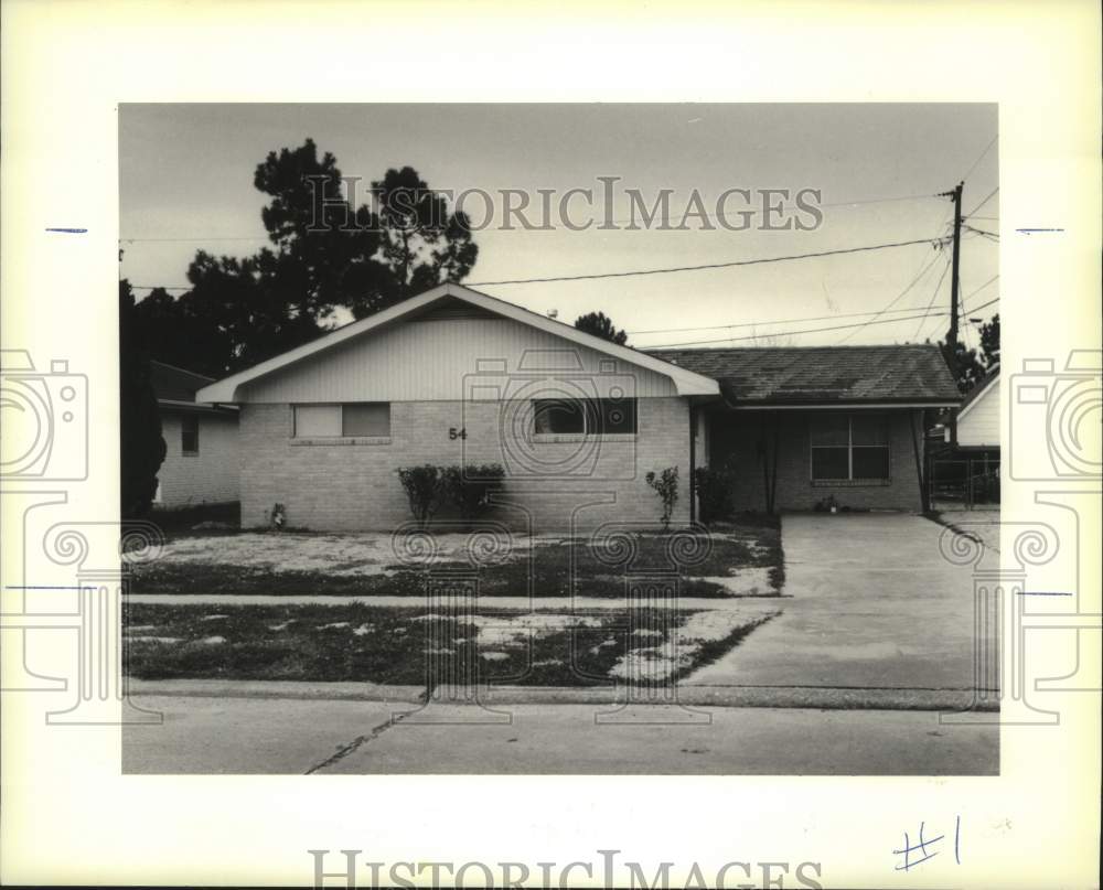 1991 Press Photo House on #54 East Livingston, Chalmette, Louisiana - Historic Images