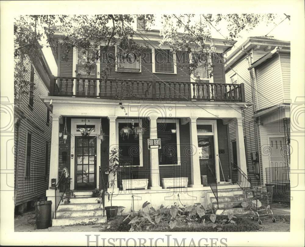 1987 Press Photo House for sale on 205 &amp; 207 Solomon- Housing - Historic Images