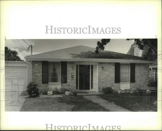 1990 Press Photo House on 1413 Beverly Garden Drive in Metairie - Historic Images