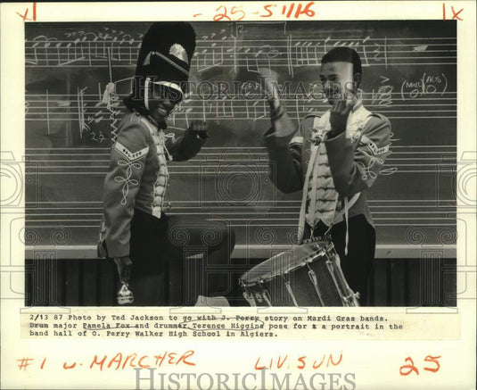 1987 Press Photo Pamela Fox & Terence Higgins in band hall- O Perry Walker High - Historic Images