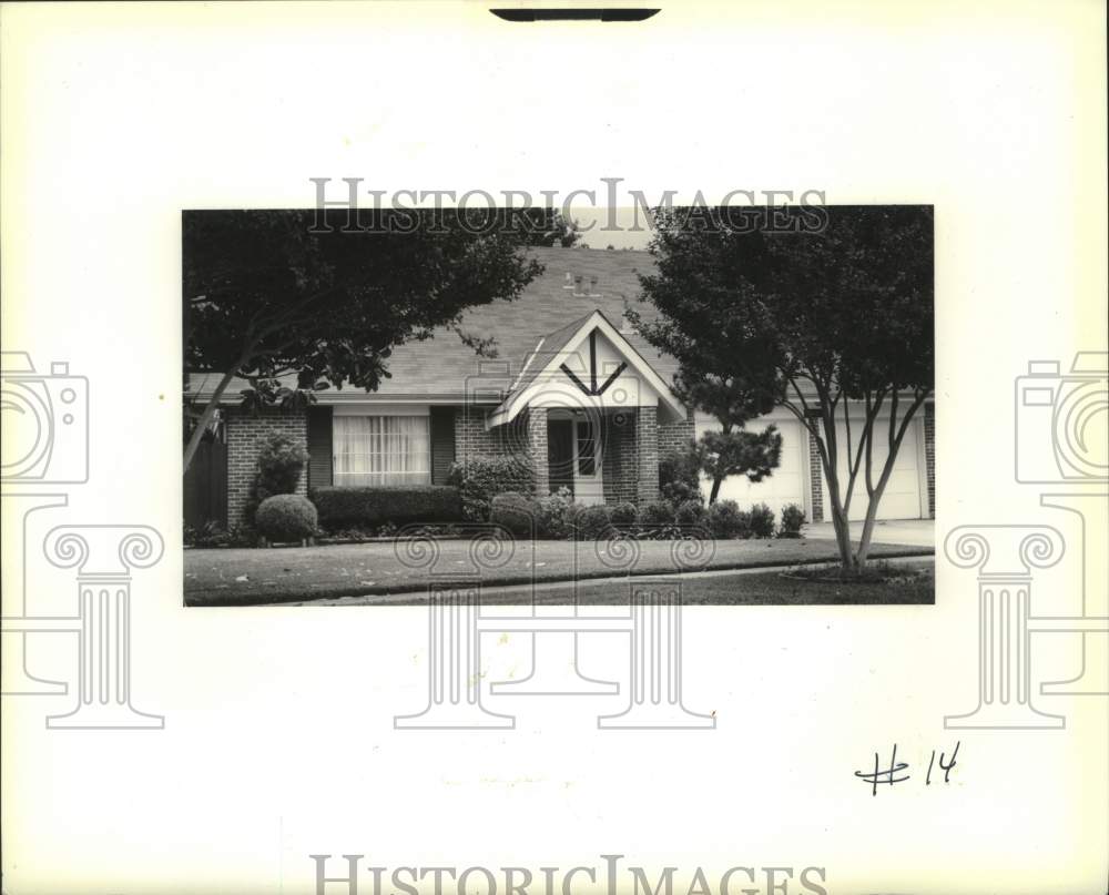 1991 Press Photo House on 4801 Burke in Metairie - Historic Images